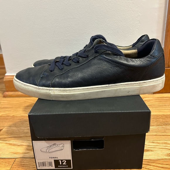 Banana Republic Leather Sneakers - Picture 1 of 3